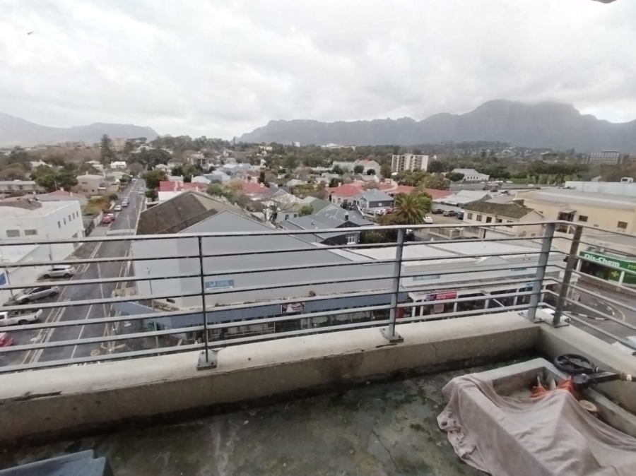 2 Bedroom Property for Sale in Wynberg Upper Western Cape